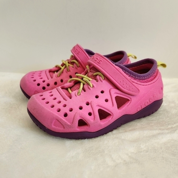 CROCS Barbie Pink Velcro Swiftwater Play Shoes Childs Size 10 - Picture 1 of 16